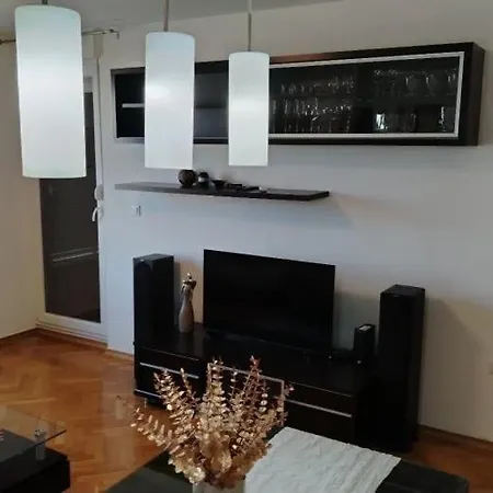 Benka Cozy Apartment *